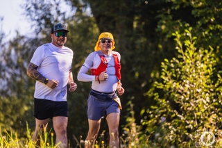 Con Tom il moderatore